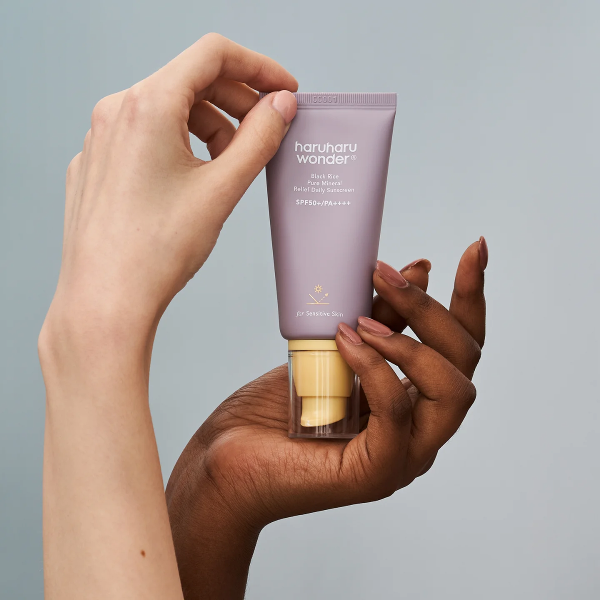 Protector solar mineral Haruharu Wonder Black Rice SPF50 para pieles sensibles con tendencia a brotes