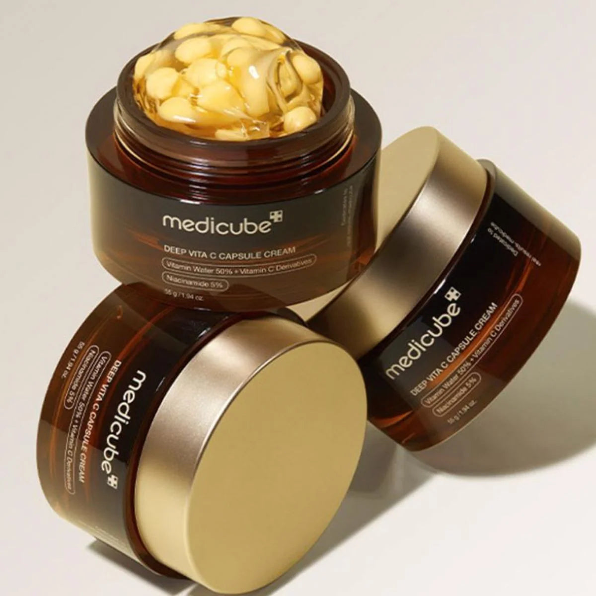 Crema Facial Iluminadora MEDICUBE Deep Vita C Capsule Cream 55 gramos